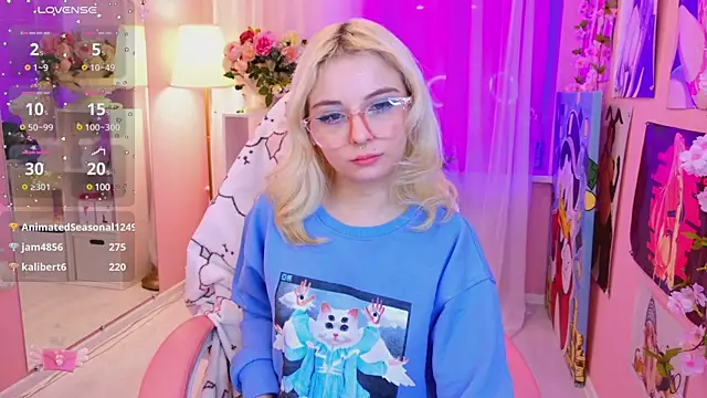 Coconut Mia online show from 1, 3, 2025