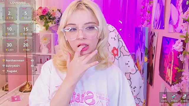 Coconut Mia online show from 5, 3, 2025