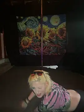 Blondebeauty6996 online show from 21, 5, 2026