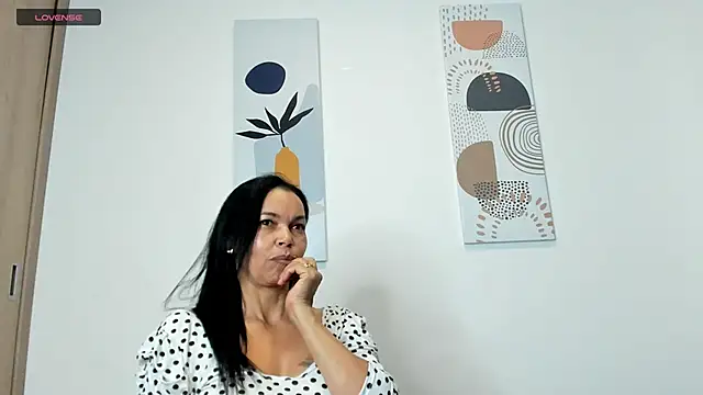 Snapshot of Evawalker_ chatting on 21, 2, 2025 Evawalker online show from 21, 2, 2025