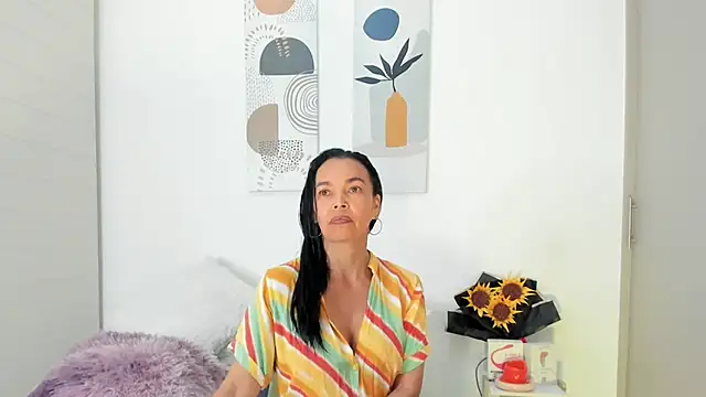 Snapshot of Evawalker_ chatting on 9, 10, 2025 Evawalker online show from 9, 10, 2025