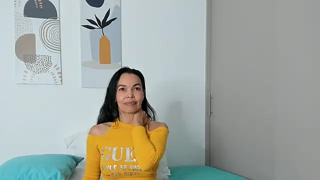 Snapshot of Evawalker_ chatting on 5, 11, 2025 Evawalker online show from 5, 11, 2025