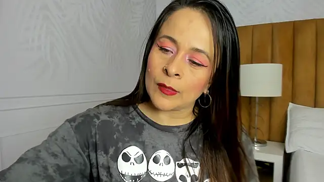 Snapshot of Daphne81_ chatting on 21, 2, 2025 Daphne81  online show from 21, 2, 2025