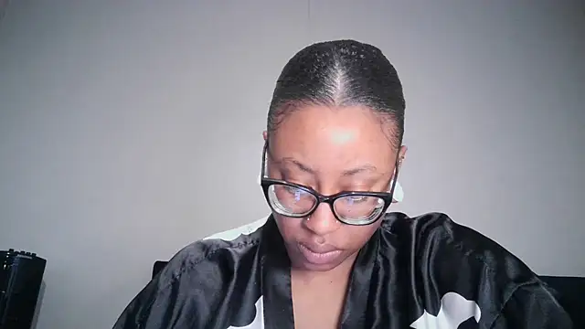 Nyxie Chaos online show from 2, 12, 2025