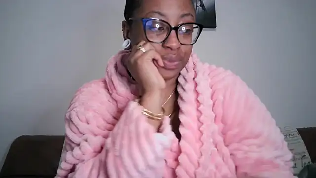 Snapshot of Nyxie_Chaos chatting on 16, 2, 2026 Nyxie Chaos online show from 16, 2, 2026