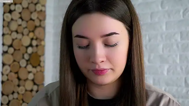 Snapshot of LowOncoming chatting on 10, 2, 2026 LowOncoming online show from 10, 2, 2026