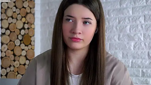 Snapshot of LowOncoming chatting on 21, 3, 2026 LowOncoming online show from 21, 3, 2026