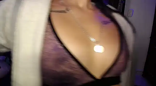 Snapshot of iam_valery chatting on 28, 12, 2024 iam valery online show from 28, 12, 2024