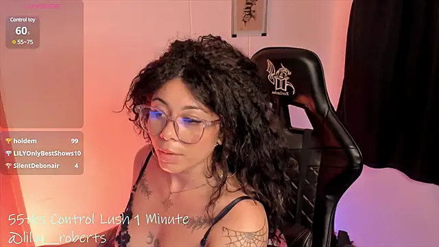 Snapshot of LilyRobertts chatting on 23, 2, 2025 LilyRobertts online show from 23, 2, 2025