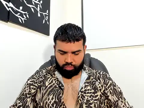 Snapshot of JEAN__TAUREAU chatting on 5, 12, 2025 JEAN TAUREAU online show from 5, 12, 2025