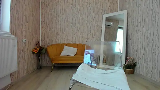 Snapshot of AishaRouhi chatting on 27, 1, 2025 AishaRouhi online show from 27, 1, 2025