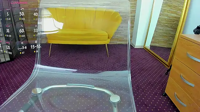 Snapshot of AishaRouhi chatting on 30, 9, 2025 AishaRouhi online show from 30, 9, 2025