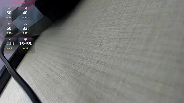 Snapshot of AishaRouhi chatting on 31, 10, 2025 AishaRouhi online show from 31, 10, 2025