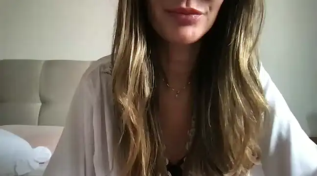 paolajonez online show from 7, 1, 2025