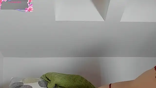 laurasommer online show from 8, 2, 2025