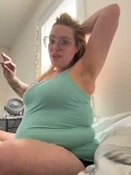 Snapshot of Lalalynn chatting on 20, 4, 2026 Lalalynn online show from 20, 4, 2026