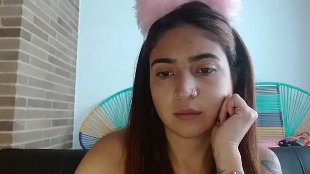 helenacyruss online show from 30, 1, 2025