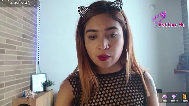 helenacyruss online show from 13, 3, 2025