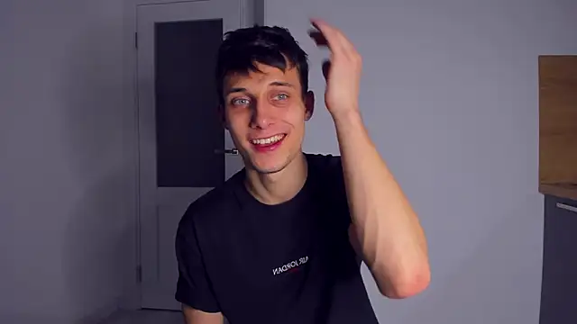 Snapshot of Kent_Ross chatting on 23, 11, 2025 Kent Ross online show from 23, 11, 2025