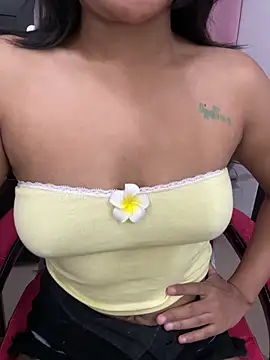 LeisyXO online show from 9, 2, 2026