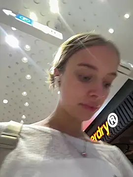 Snapshot of enjoy_my_beauty chatting on 13, 12, 2024 enjoy my beauty online show from 13, 12, 2024