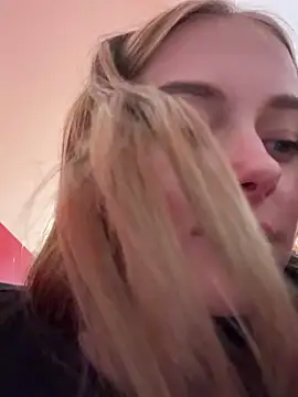 Snapshot of enjoy_my_beauty chatting on 19, 2, 2025 enjoy my beauty online show from 19, 2, 2025