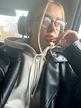 Snapshot of enjoy_my_beauty chatting on 20, 10, 2025 enjoy my beauty online show from 20, 10, 2025