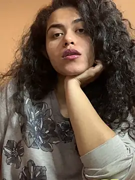 Curvydesifromgermany online show from 20, 12, 2024