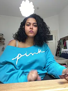 Curvydesifromgermany online show from 9, 10, 2025