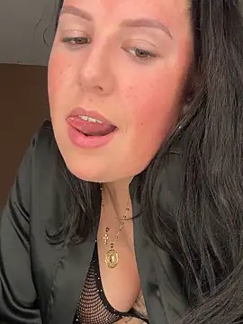 xlinastarrx online show from 15, 4, 2026