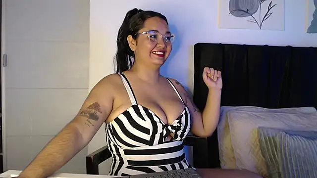 Snapshot of Alezapark chatting on 7, 2, 2025 Alezapark online show from 7, 2, 2025