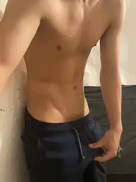 Snapshot of Mrtzz_ chatting on 18, 2, 2025 Mrtzz online show from 18, 2, 2025