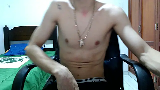 Snapshot of Dei_v_48 chatting on 7, 4, 2026 Dei v 48 online show from 7, 4, 2026