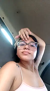 -VICKKY online show from 1, 2, 2025