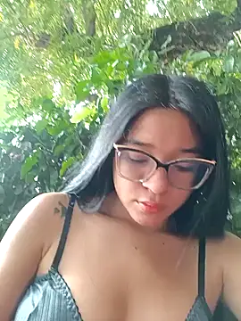 -VICKKY online show from 3, 2, 2025