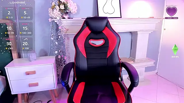 Snapshot of tiffany_becker chatting on 7, 3, 2025 tiffany becker online show from 7, 3, 2025