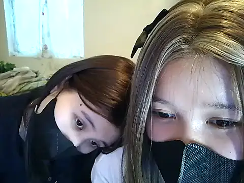 Snapshot of thithi8369 chatting on 16, 3, 2026 thithi8369 online show from 16, 3, 2026