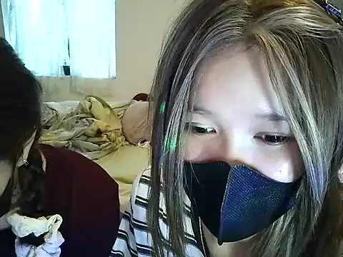 Snapshot of thithi8369 chatting on 6, 4, 2026 thithi8369 online show from 6, 4, 2026