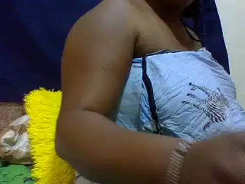 zoey10 online show from 8, 3, 2025