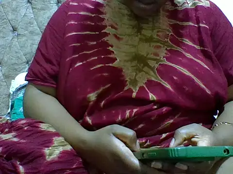 Snapshot of zoey10 chatting on 1, 3, 2026 zoey10 online show from 1, 3, 2026