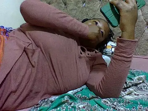 Snapshot of zoey10 chatting on 4, 3, 2026 zoey10 online show from 4, 3, 2026