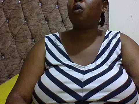 Snapshot of zoey10 chatting on 24, 3, 2026 zoey10 online show from 24, 3, 2026