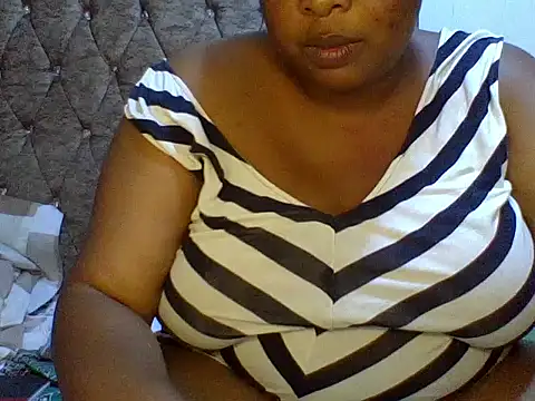 Snapshot of zoey10 chatting on 6, 6, 2026 zoey10 online show from 6, 6, 2026