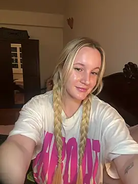 Snapshot of isisxoxx chatting on 15, 2, 2026 isisxoxx online show from 15, 2, 2026