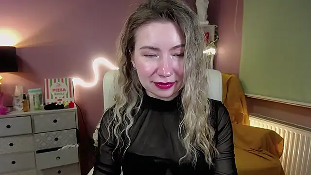 Mia Tasty online show from 25, 2, 2025