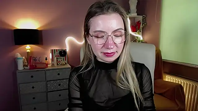 Mia Tasty online show from 21, 3, 2025