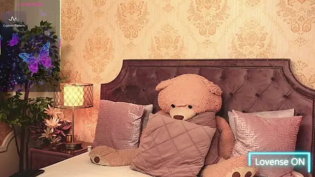 JaneDevine online show from 18, 10, 2025