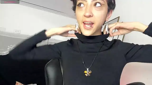 BonnieCute  online show from 9, 1, 2025