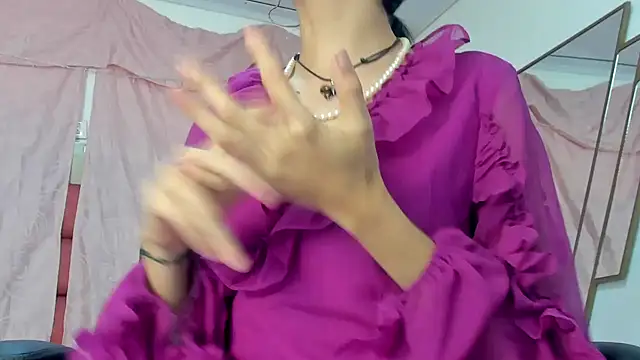 BonnieCute  online show from 12, 1, 2025