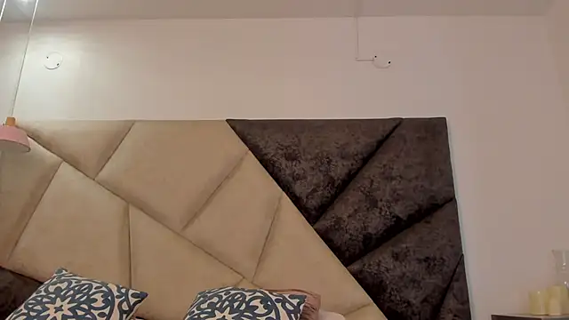 BonnieCute  online show from 6, 10, 2025